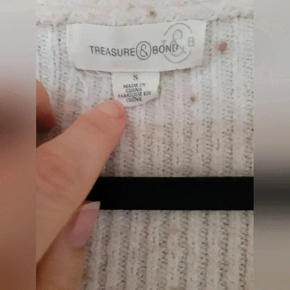 Treasure & Bond | V-Neck Ribbed Stitched Sweater Pullover, Size S - Picture 4 of 7